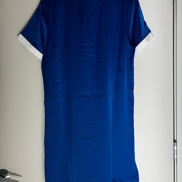 Adidas V-neck Tee Collegiate Royal Dress - Small, NWT - Picture 5 of 6
